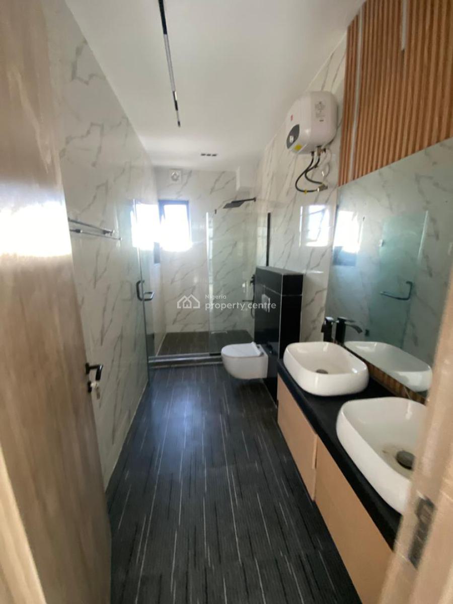 a Fully Serviced 4 Bedroom Terrace Duplex with a Bq Available, Lekki Phase 1, Lekki, Lagos, Terraced Duplex for Rent