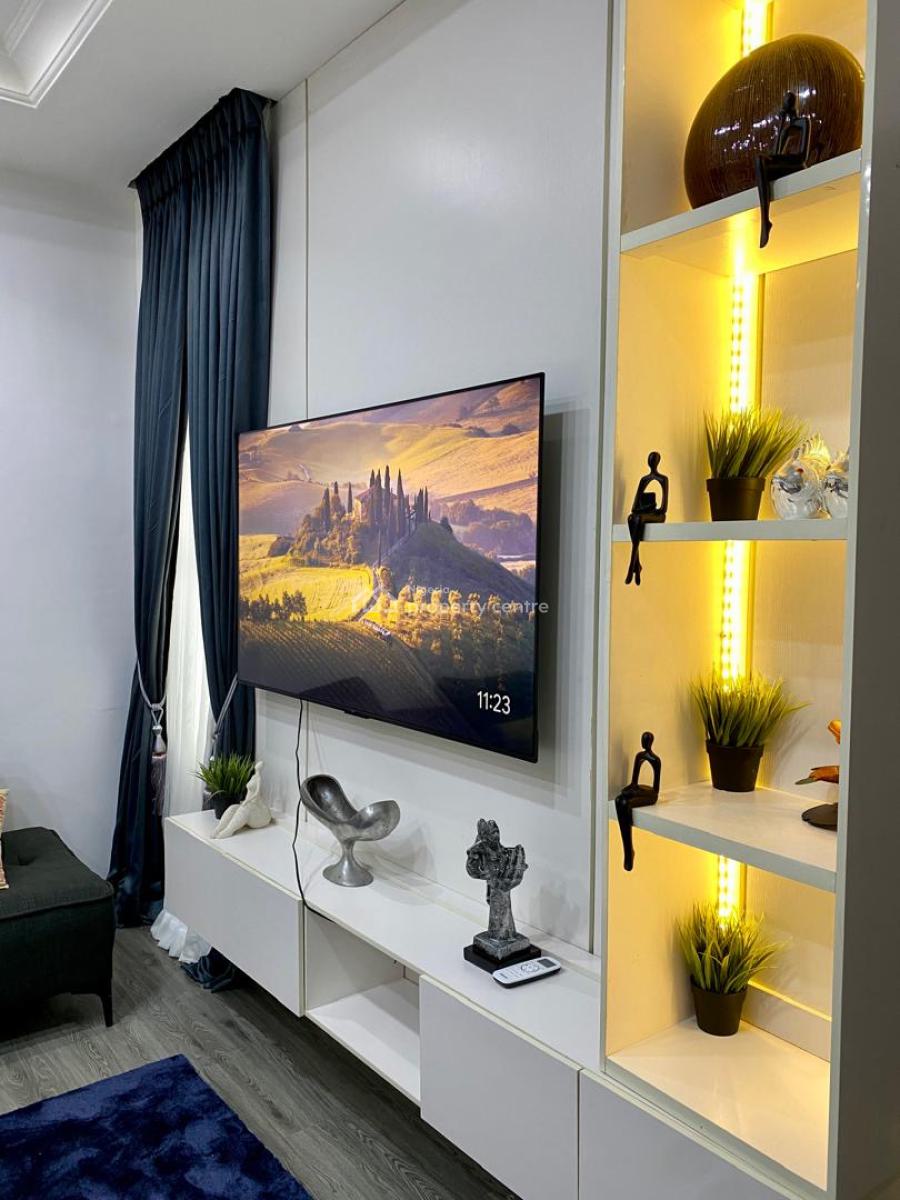 Fully Furnished Studio Apartment, Off Admiralty Way, Lekki Phase 1, Lekki, Lagos, Flat / Apartment for Rent