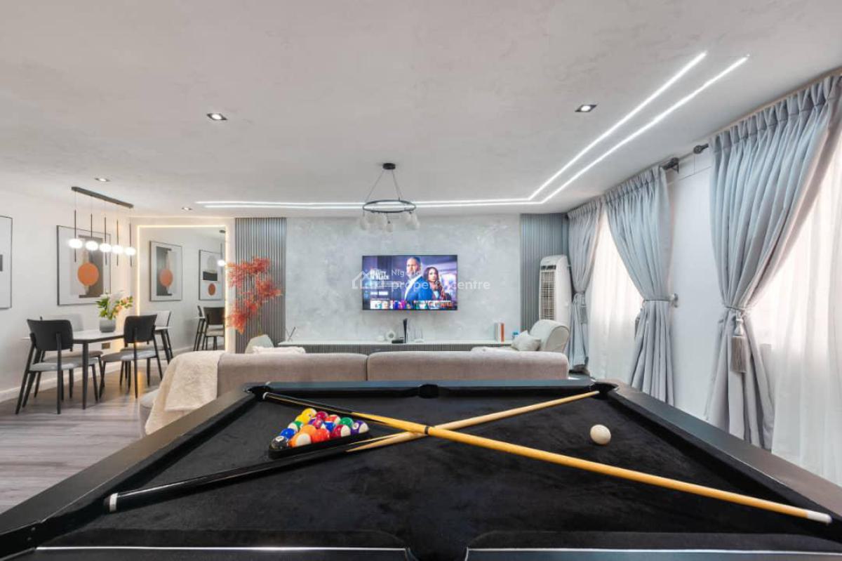 Luxury 2 Bedroom with Snooker, Lekki Phase 1, Lekki, Lagos, Flat / Apartment Short Let
