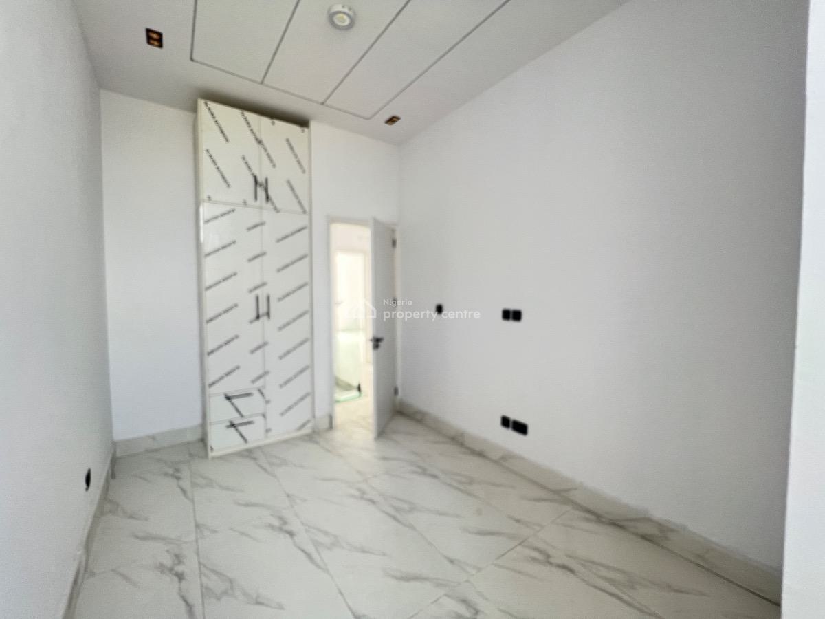 Nicely Built 4 Bedroom Duplex in an Estate, Captains Court, Ajah, Lagos, Semi-detached Duplex for Sale