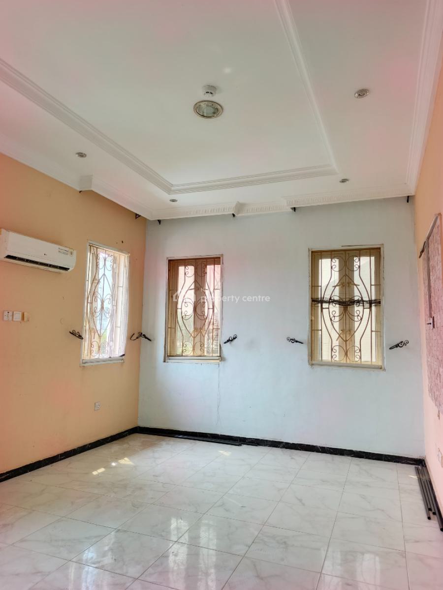 Smart Spacious Conducive 4 Bedrooms Apartment Upstairs, Abraham Adesanya Axis, Ajah, Lagos, Flat / Apartment for Rent