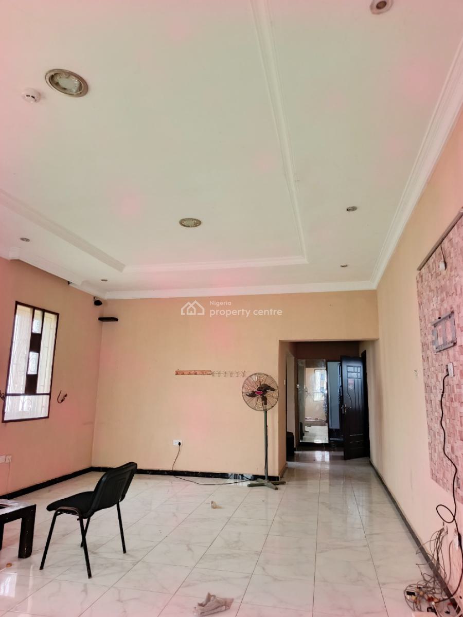 Smart Spacious Conducive 4 Bedrooms Apartment Upstairs, Abraham Adesanya Axis, Ajah, Lagos, Flat / Apartment for Rent