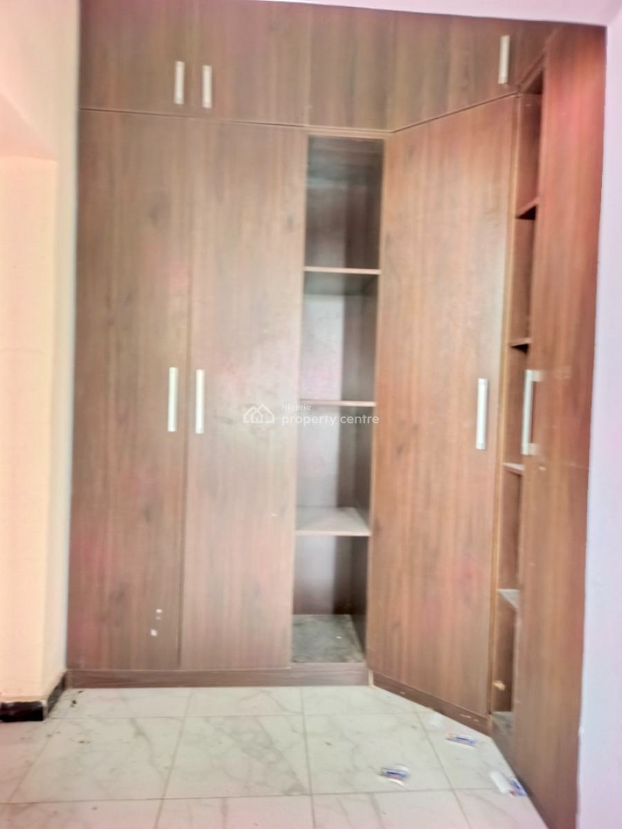 Smart Spacious Conducive 4 Bedrooms Apartment Upstairs, Abraham Adesanya Axis, Ajah, Lagos, Flat / Apartment for Rent