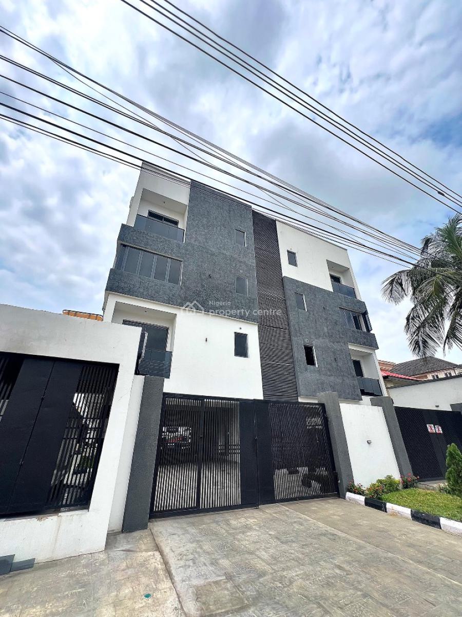 4 Bed Furnished Maisonette + Bq + Inverter, Lekki Phase 1, Lekki, Lagos, Flat / Apartment for Rent