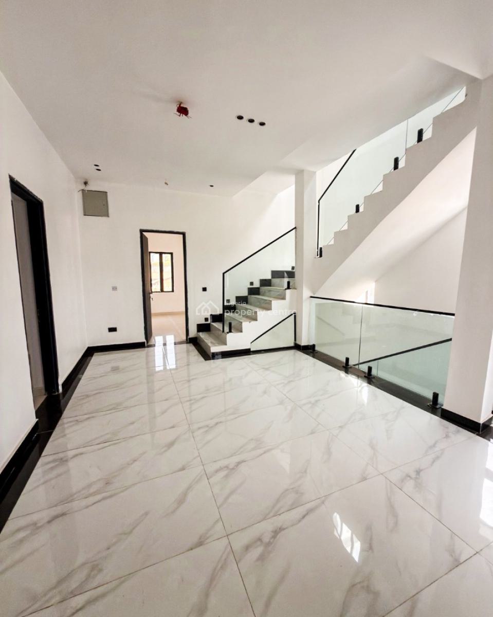 Luxurious 4 Bedroom Duplex with Bq, Guzape District, Abuja, Detached Duplex for Sale