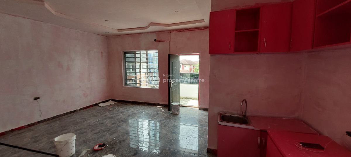 Massive Masters Studio Apartment with Corner Piece Kitchen, Osapa London Estate, Osapa, Lekki, Lagos, Terraced Duplex for Rent