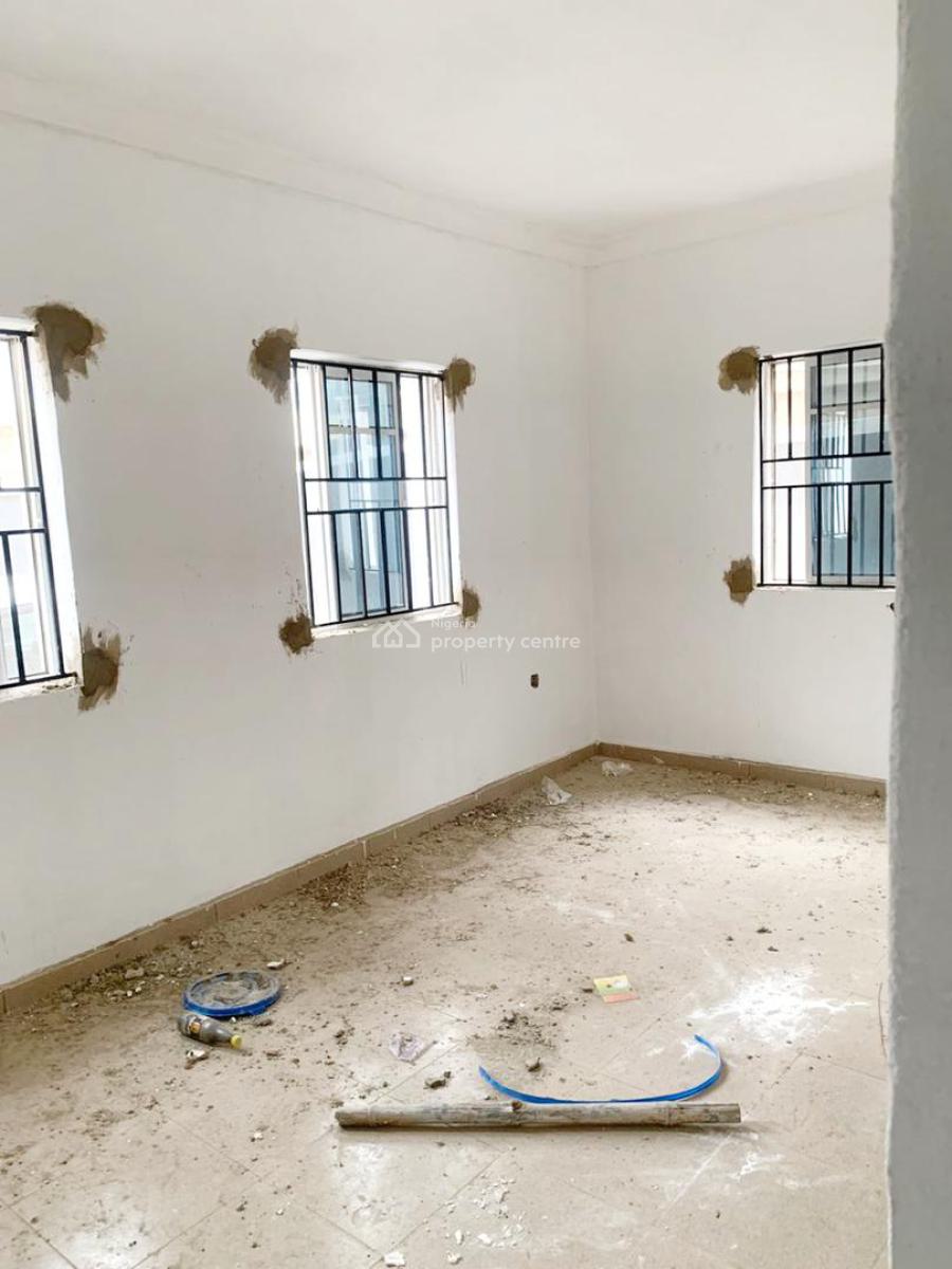 2 Bedroom Newly Renovated Apartments, Olowora, Magodo, Lagos, Flat / Apartment for Rent