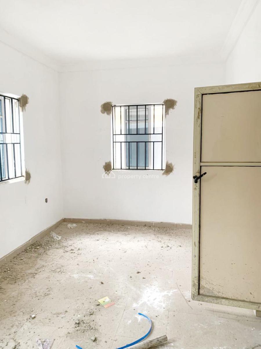 2 Bedroom Newly Renovated Apartments, Olowora, Magodo, Lagos, Flat / Apartment for Rent