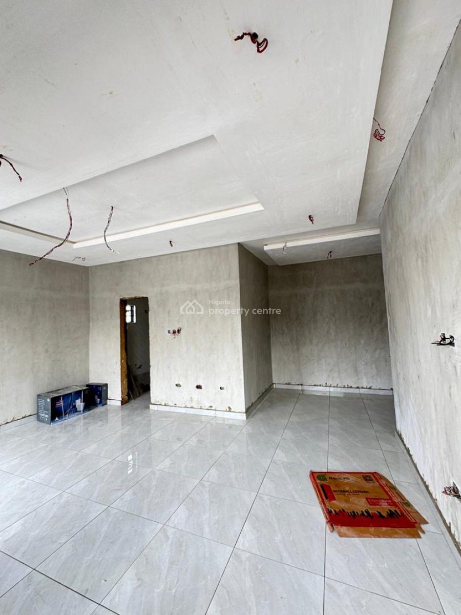 Standard 3 Bedroom Apartment with Bq, Maryland, Lagos, Block of Flats for Sale