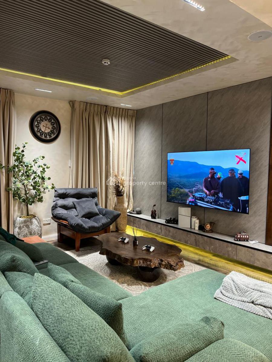 Luxury 2 Bedroom Apartment, Freedom Way, Lekki Phase 1, Lekki, Lagos, Flat / Apartment Short Let