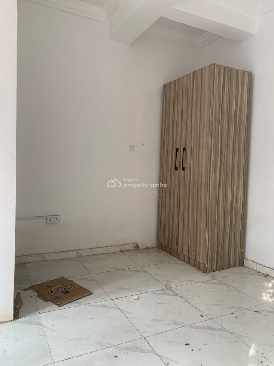 Brand New Spacious Selfcon in an Estate, Ikate Lekki, Ikate, Lekki, Lagos, Self Contain (single Rooms) for Rent