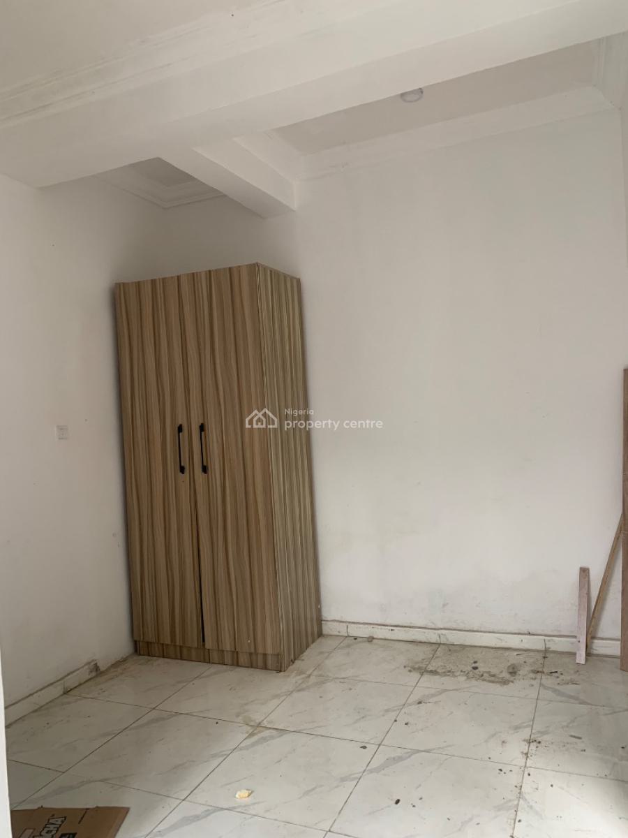 Brand New Spacious Selfcon in an Estate, Ikate Lekki, Ikate, Lekki, Lagos, Self Contain (single Rooms) for Rent