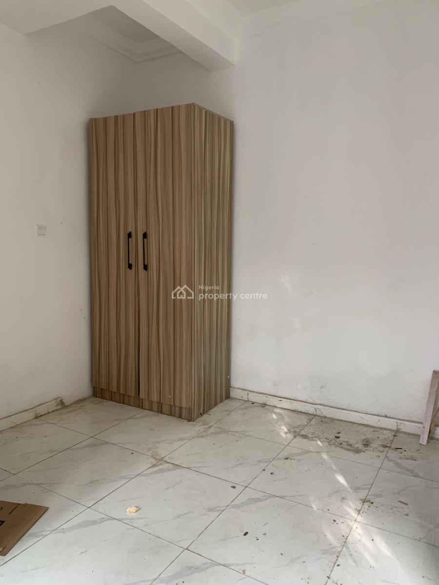 Brand New Spacious Selfcon in an Estate, Ikate Lekki, Ikate, Lekki, Lagos, Self Contain (single Rooms) for Rent