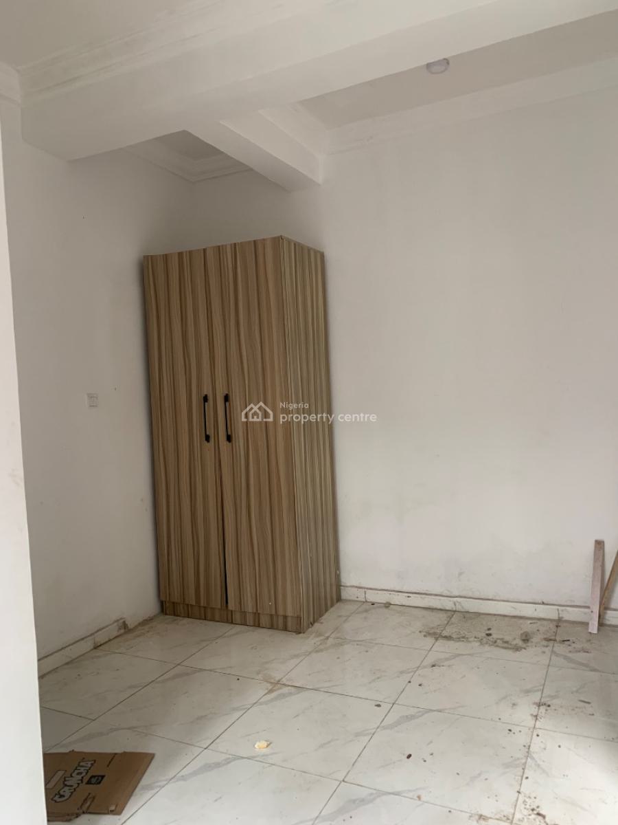 Brand New Spacious Selfcon in an Estate, Ikate Lekki, Ikate, Lekki, Lagos, Self Contain (single Rooms) for Rent