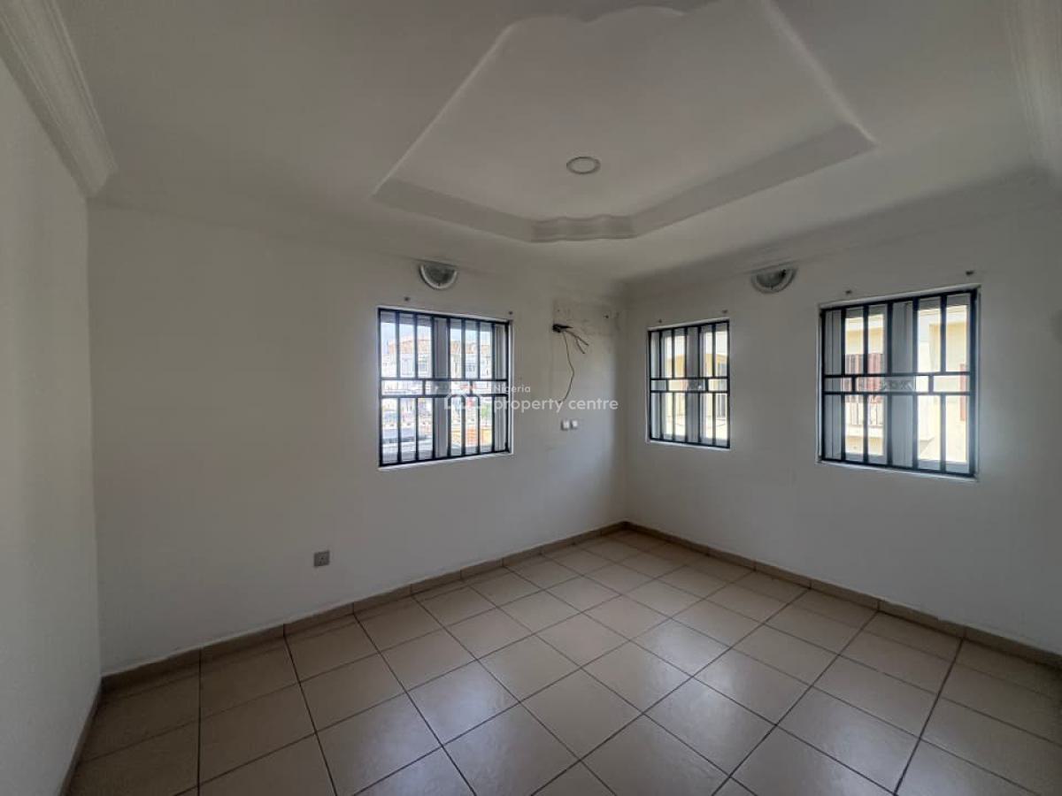 a Self Compound 4 Bedroom  Fully Detached House, Off Admiralty Way, Lekki Phase 1, Lekki, Lagos, Detached Duplex for Rent