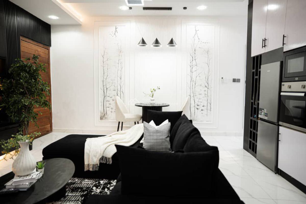 Luxury 2 Bedroom Apartment, Ilasan, Lekki, Lagos, Flat / Apartment Short Let