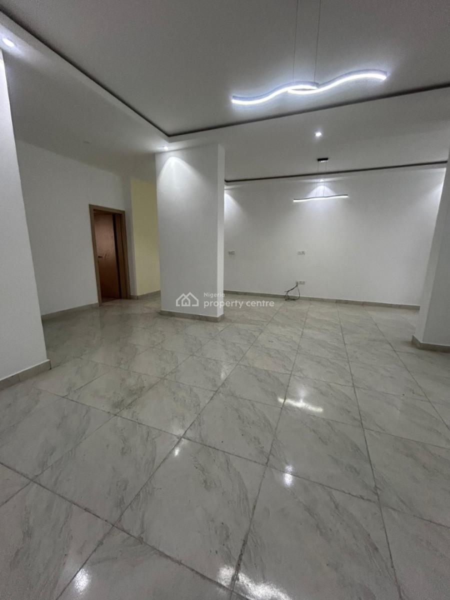 Fully Serviced 2 Bedroom on The Ground Floor, Off Palace Road, Oniru, Victoria Island (vi), Lagos, Flat / Apartment for Rent