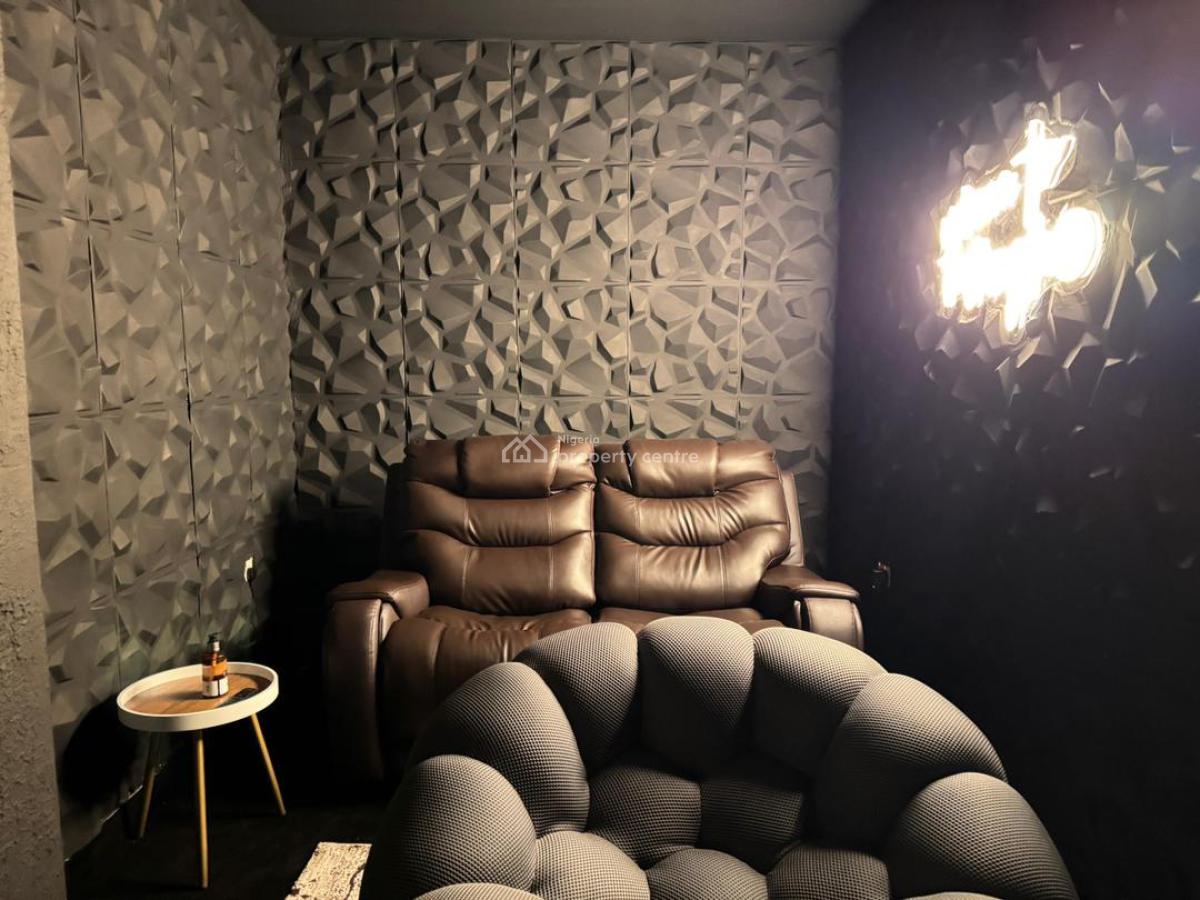 Luxury 2 Bedroom Apartment, Lekki Phase 1, Lekki, Lagos, Flat / Apartment Short Let