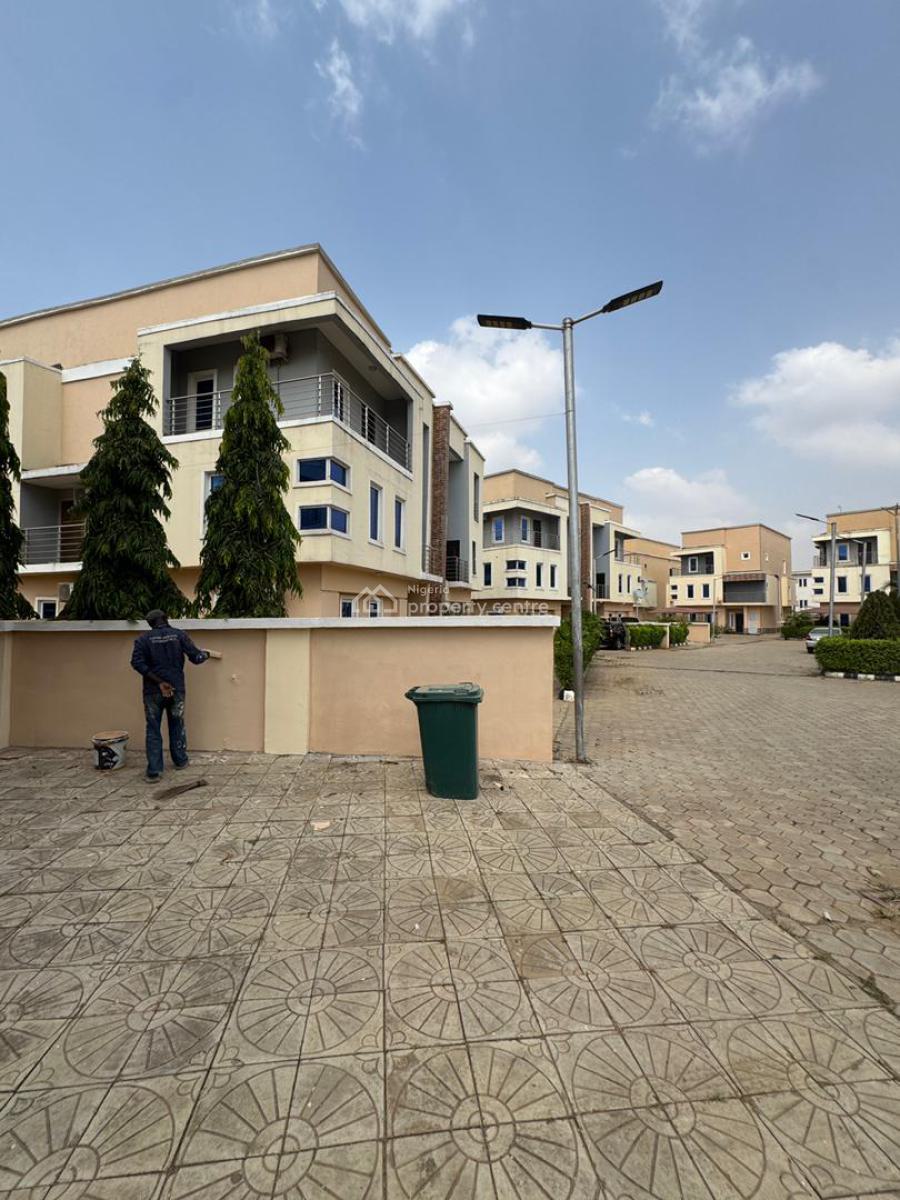 Luxury 4bedroom Semi Detached Duplex with Bq in an Estate, Mabushi District, Mabushi, Abuja, Semi-detached Duplex for Rent