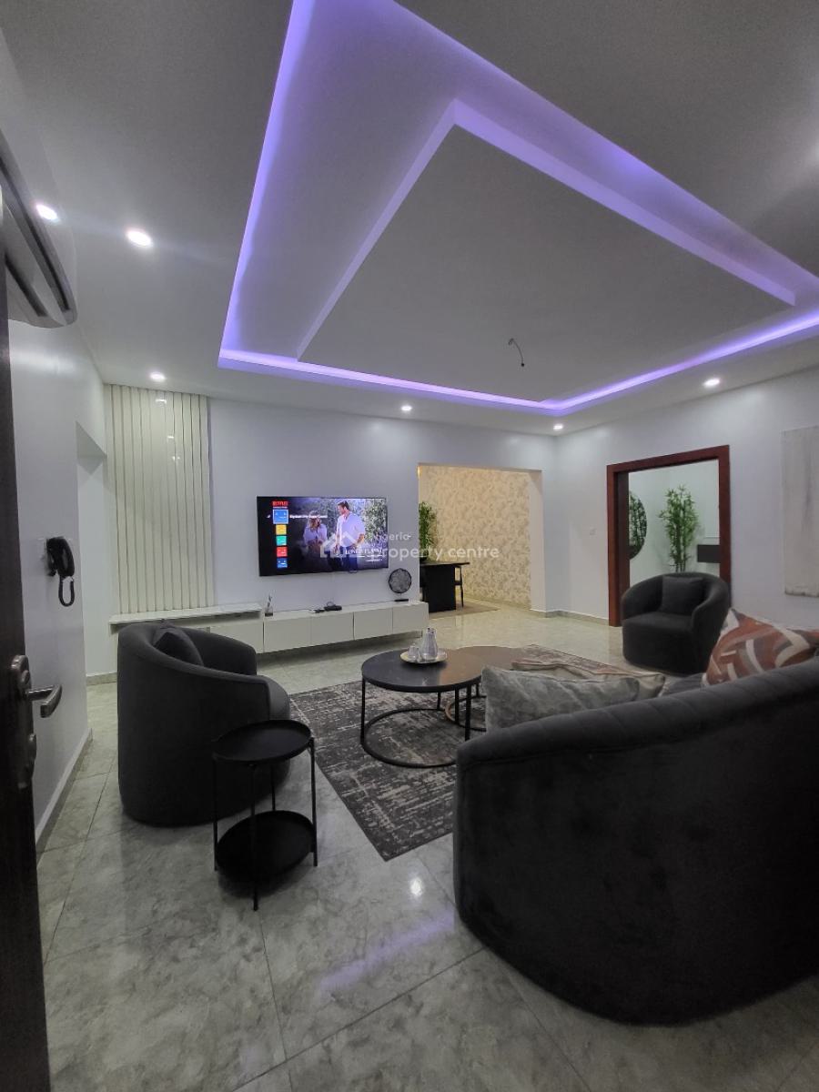 Luxury Smart 3 Bedroom Service and Furnished Apartment, By Treasury House, Garki, Abuja, Flat / Apartment Short Let