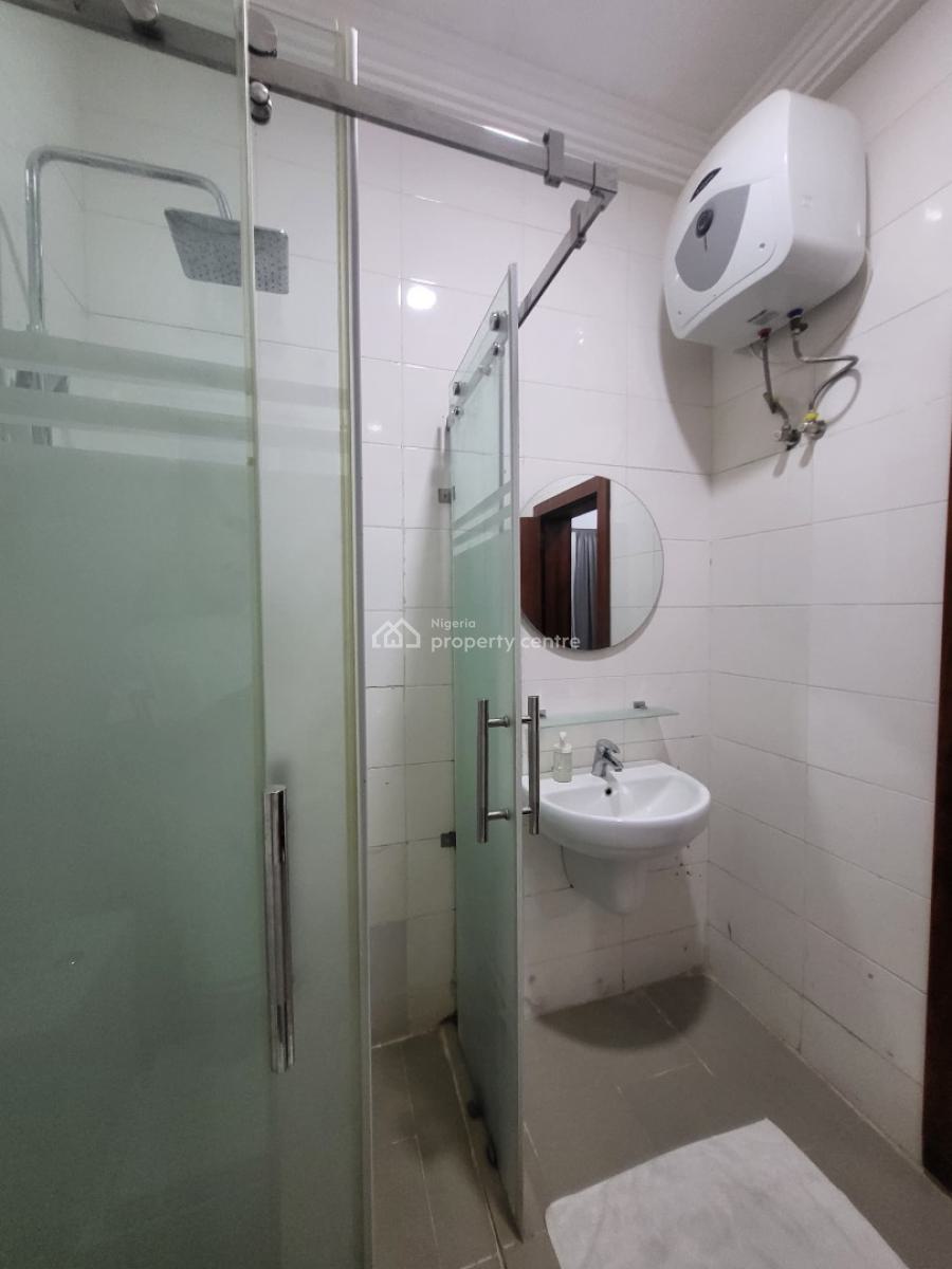 Luxury Smart 3 Bedroom Service and Furnished Apartment, By Treasury House, Garki, Abuja, Flat / Apartment Short Let