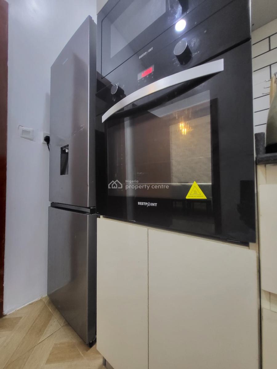 Luxury Smart 3 Bedroom Service and Furnished Apartment, By Treasury House, Garki, Abuja, Flat / Apartment Short Let