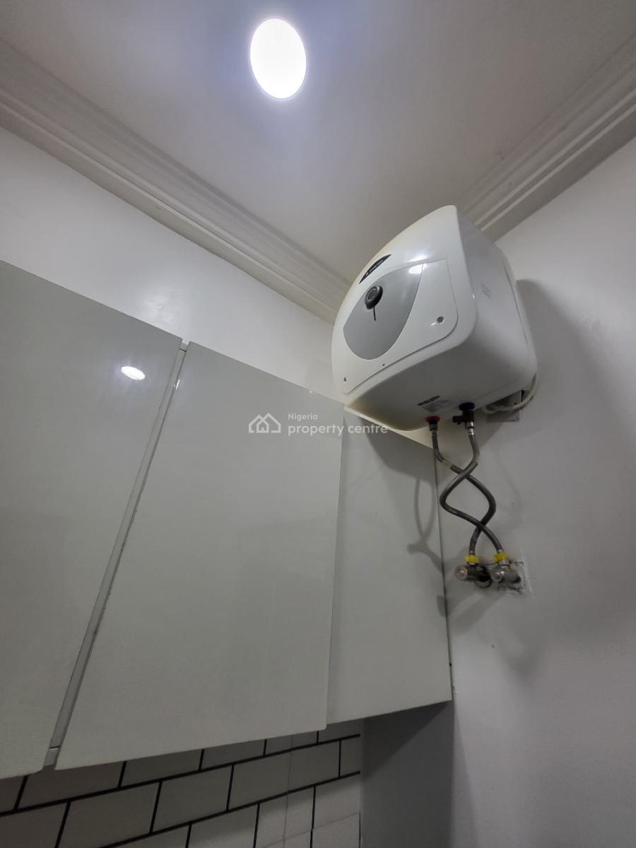 Luxury Smart 3 Bedroom Service and Furnished Apartment, By Treasury House, Garki, Abuja, Flat / Apartment Short Let