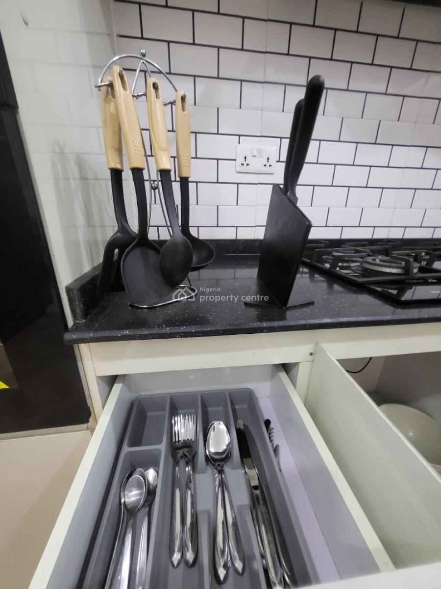 Luxury Smart 3 Bedroom Service and Furnished Apartment, By Treasury House, Garki, Abuja, Flat / Apartment Short Let