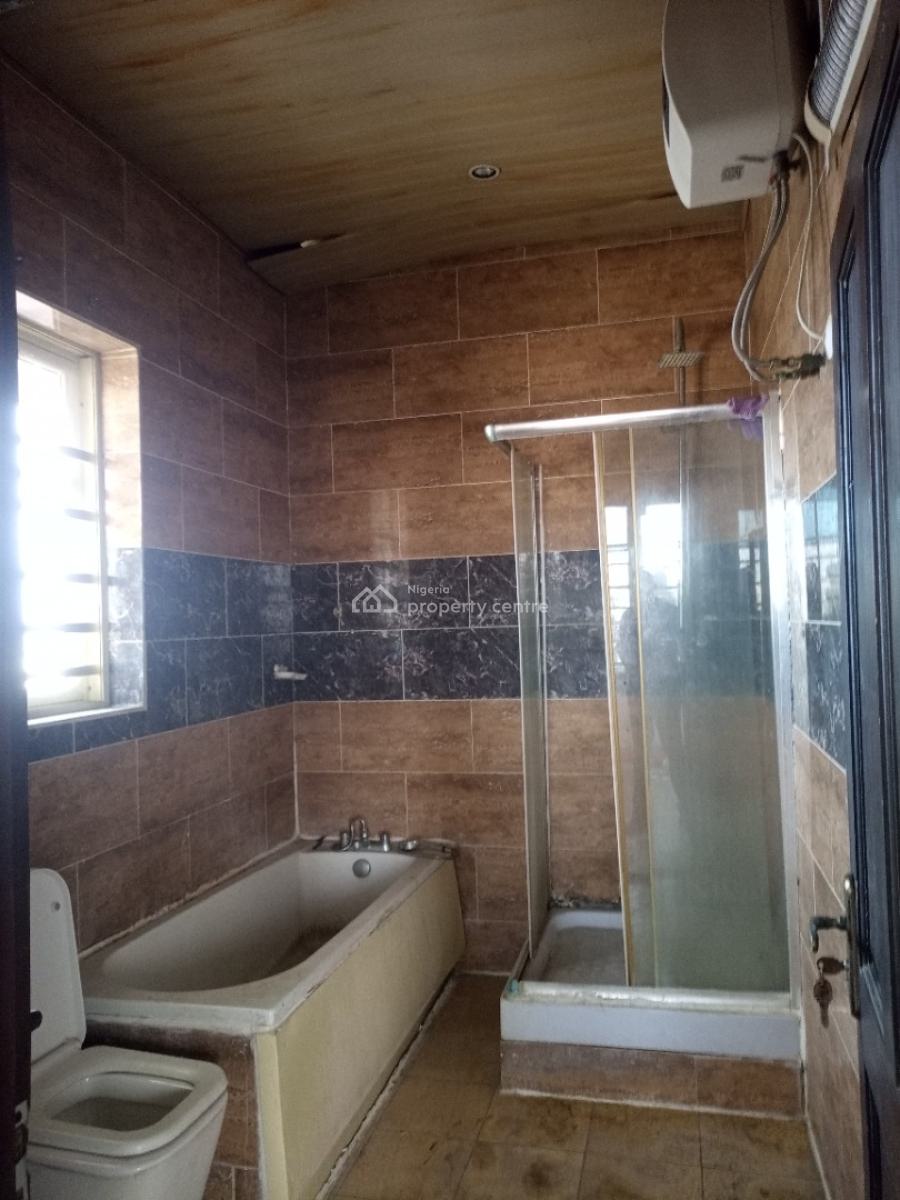 2 Bedroom Flat Penthouse with a Bq in an Estate, Orchid Road, Before Orchid Roundabout, Lekki Phase 2, Lekki, Lagos, Flat / Apartment for Rent