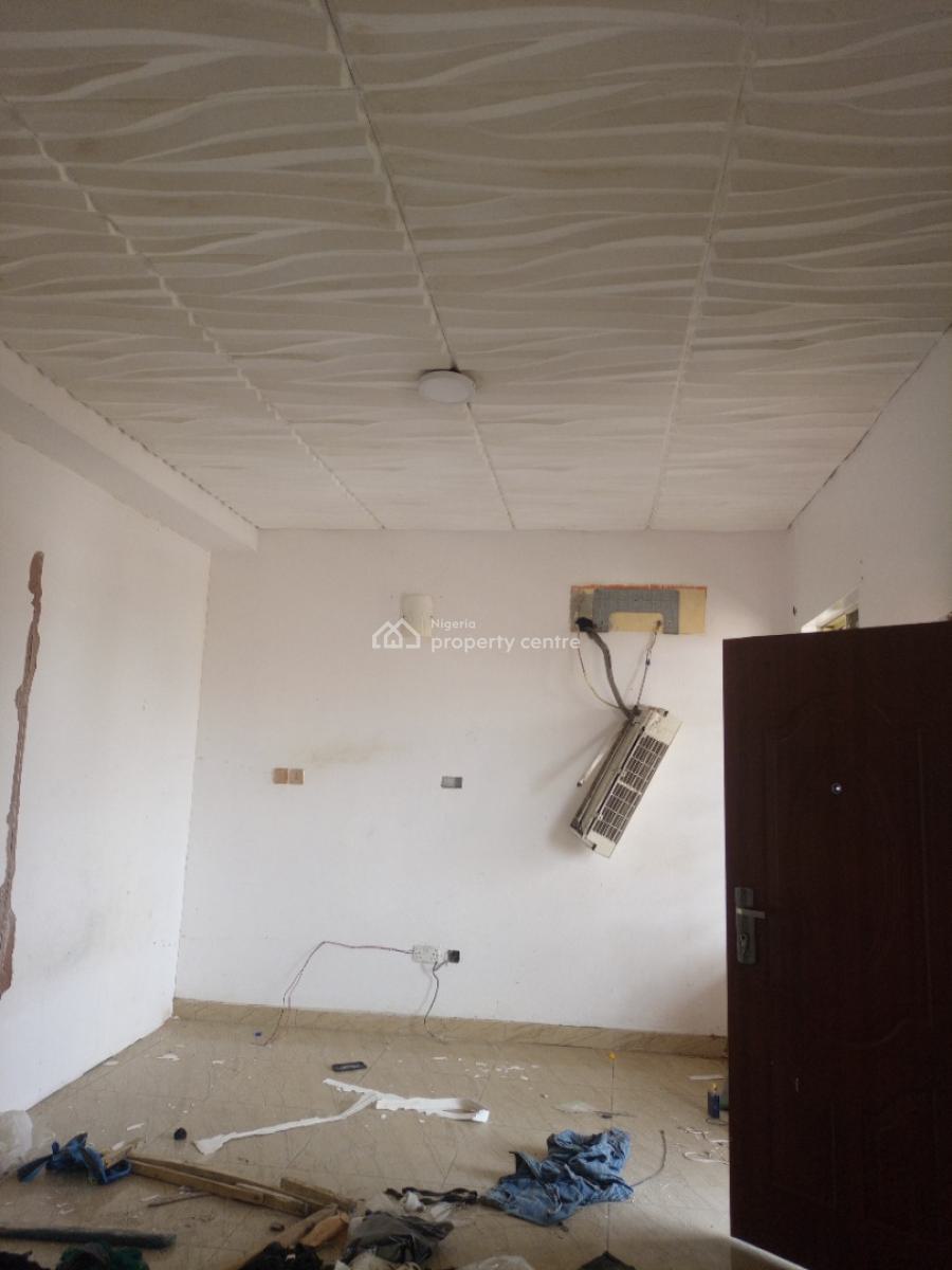 2 Bedroom Flat Penthouse with a Bq in an Estate, Orchid Road, Before Orchid Roundabout, Lekki Phase 2, Lekki, Lagos, Flat / Apartment for Rent