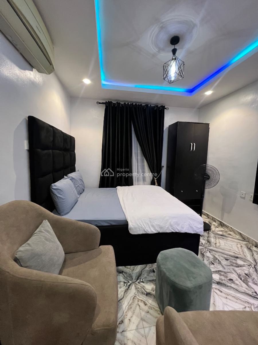 Studio Apartment in a Prime and Serene Neighborhood, Jibowu, Yaba, Lagos, Self Contain (single Rooms) for Rent