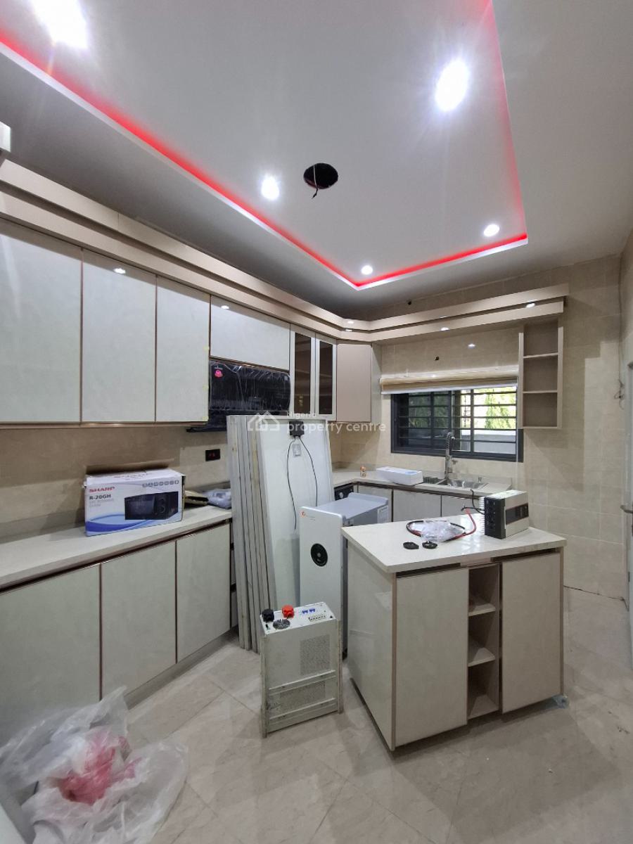 Luxury & Standard 3 Bedroom Apartment, Maitama District, Abuja, Flat / Apartment for Sale