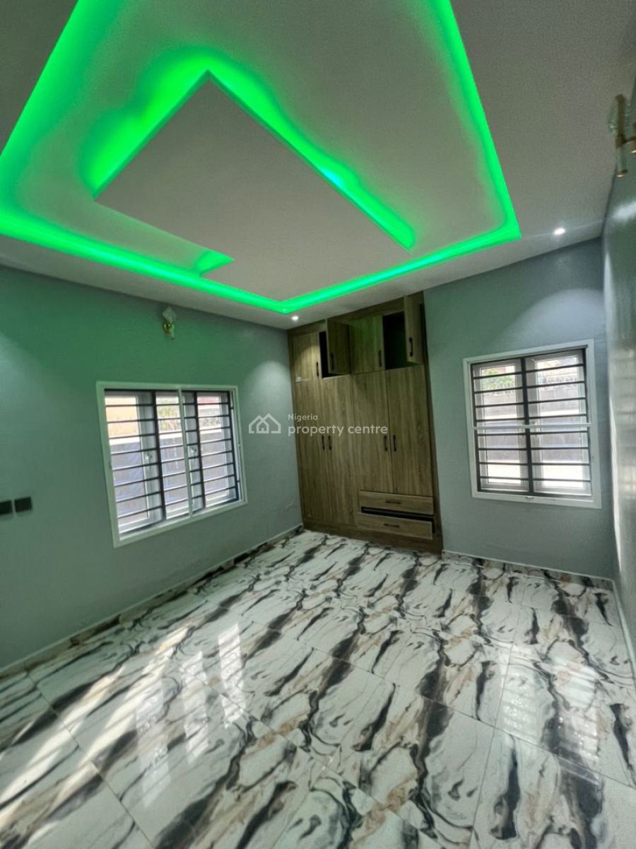 Standard 3 Bedroom Bungalow, Gwarinpa Extension., Gwarinpa, Abuja, Detached Bungalow for Rent