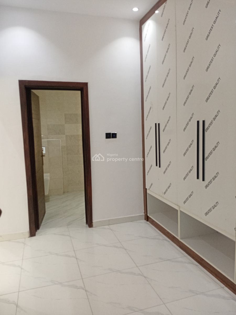 Tower of Excellence in a 5-bedroom Fully Detached Duplex, Ikota, Lekki, Lagos, Detached Duplex for Sale