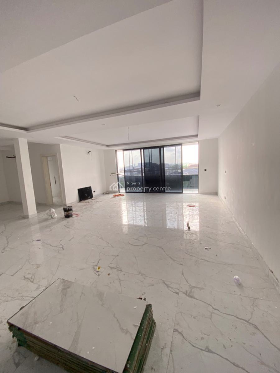 4 Bedroom Spacious Penthouse with Bq, Lekki Phase 1, Lekki, Lagos, House for Sale