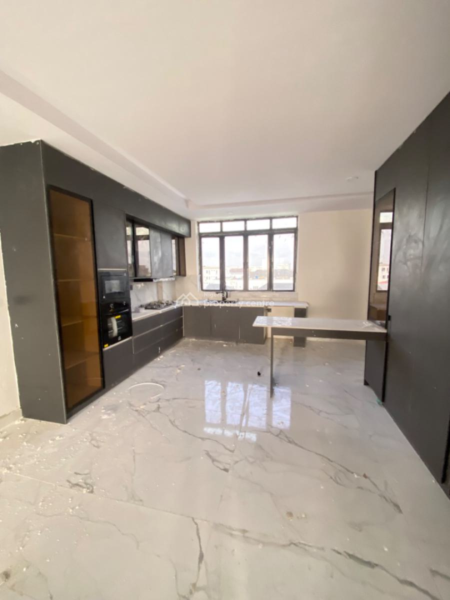 4 Bedroom Spacious Penthouse with Bq, Lekki Phase 1, Lekki, Lagos, House for Sale