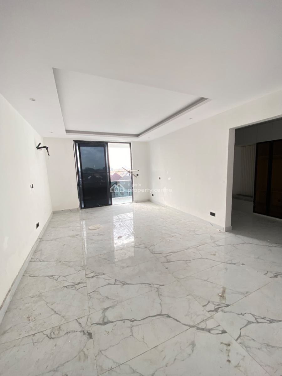 4 Bedroom Spacious Penthouse with Bq, Lekki Phase 1, Lekki, Lagos, House for Sale