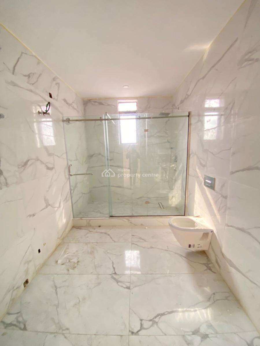 4 Bedroom Spacious Penthouse with Bq, Lekki Phase 1, Lekki, Lagos, House for Sale