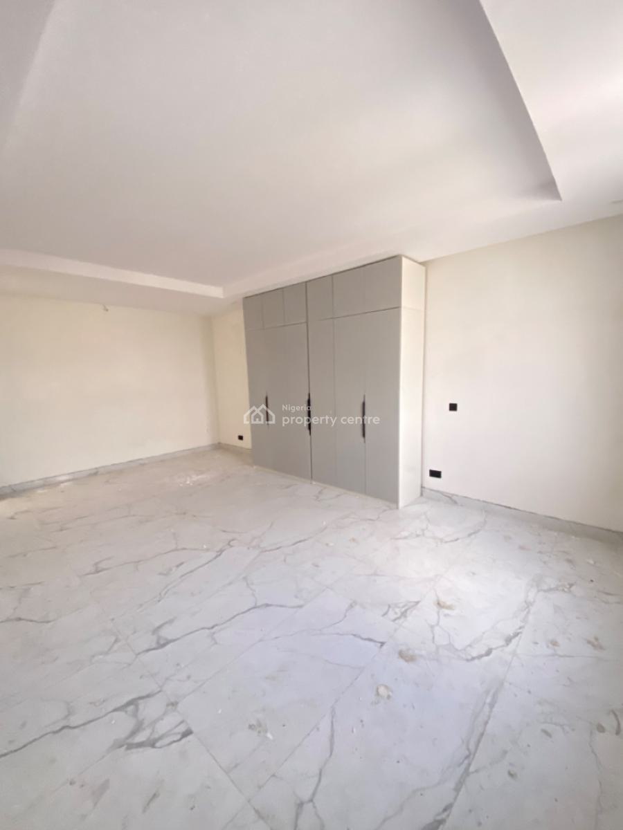 4 Bedroom Spacious Penthouse with Bq, Lekki Phase 1, Lekki, Lagos, House for Sale
