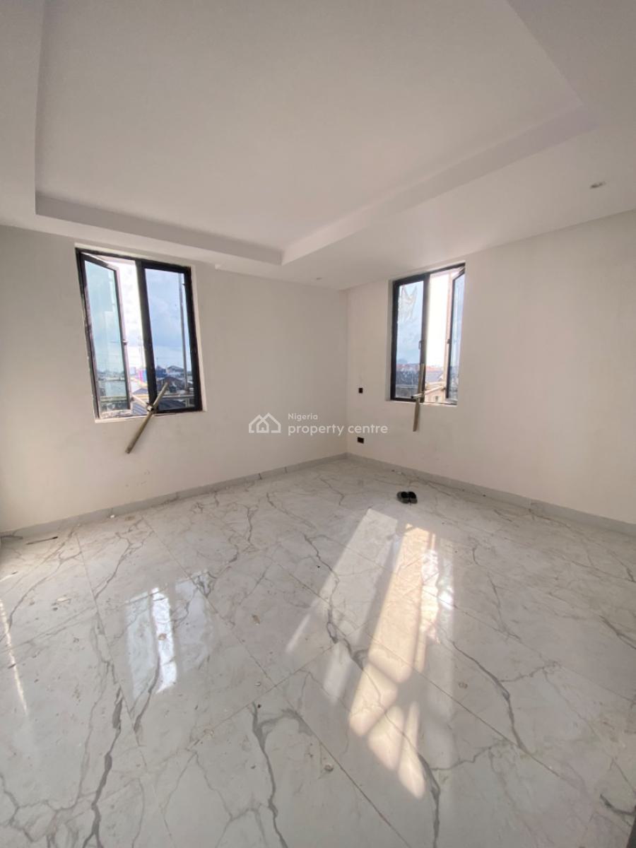 4 Bedroom Spacious Penthouse with Bq, Lekki Phase 1, Lekki, Lagos, House for Sale