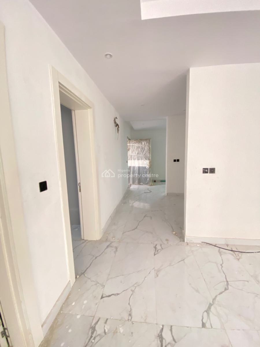 4 Bedroom Spacious Penthouse with Bq, Lekki Phase 1, Lekki, Lagos, House for Sale
