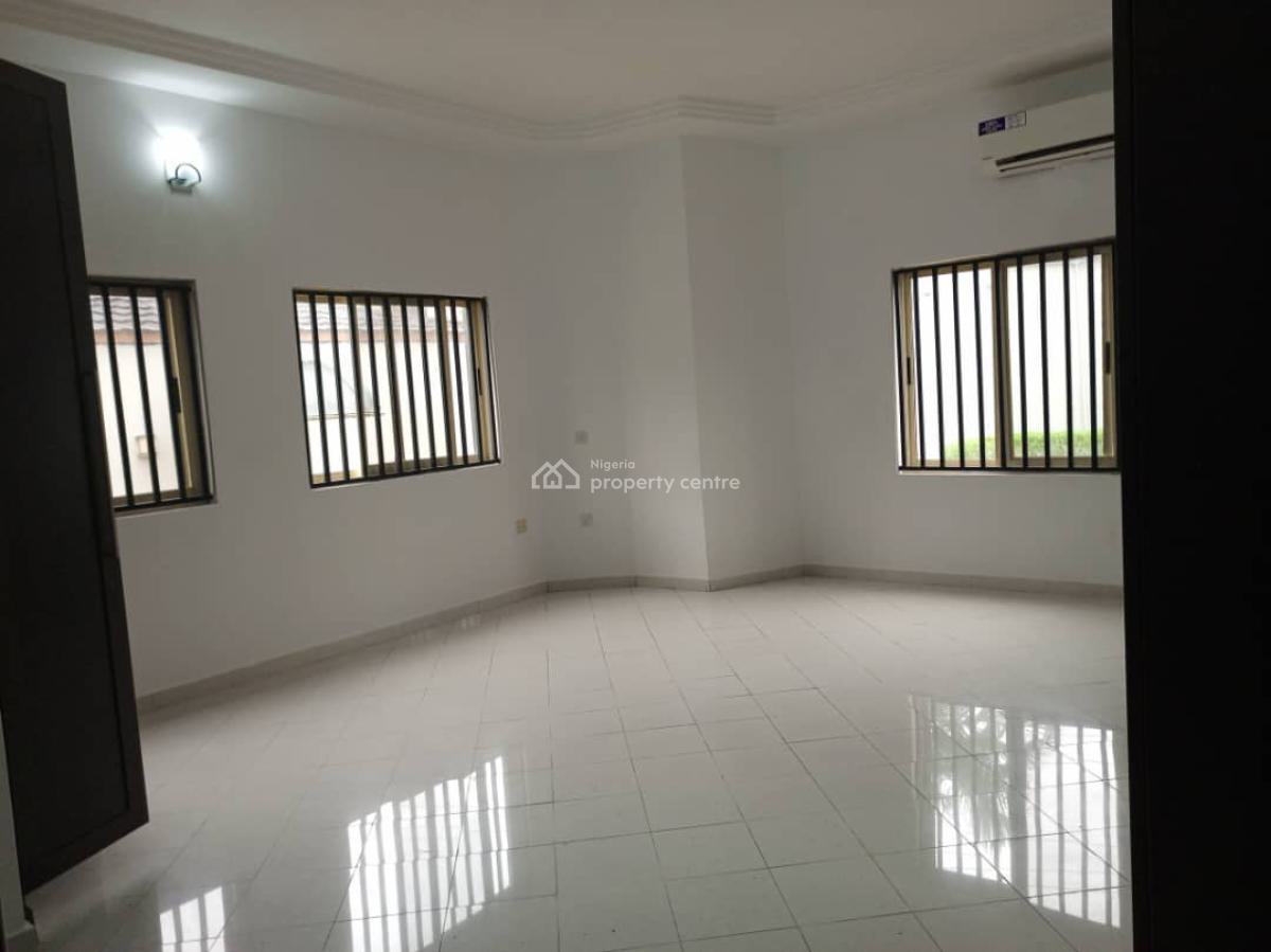 Luxury 3 Bedroom Flat with 1 Room Boys Quarters, Admiralty Road, Lekki Phase 1, Lekki, Lagos, Flat / Apartment for Rent