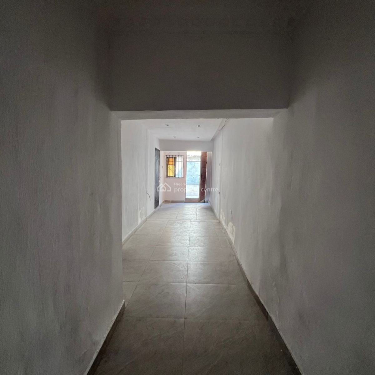 2 Bedroom Apartment, Lekki Phase 1, Lekki, Lagos, Flat / Apartment for Rent