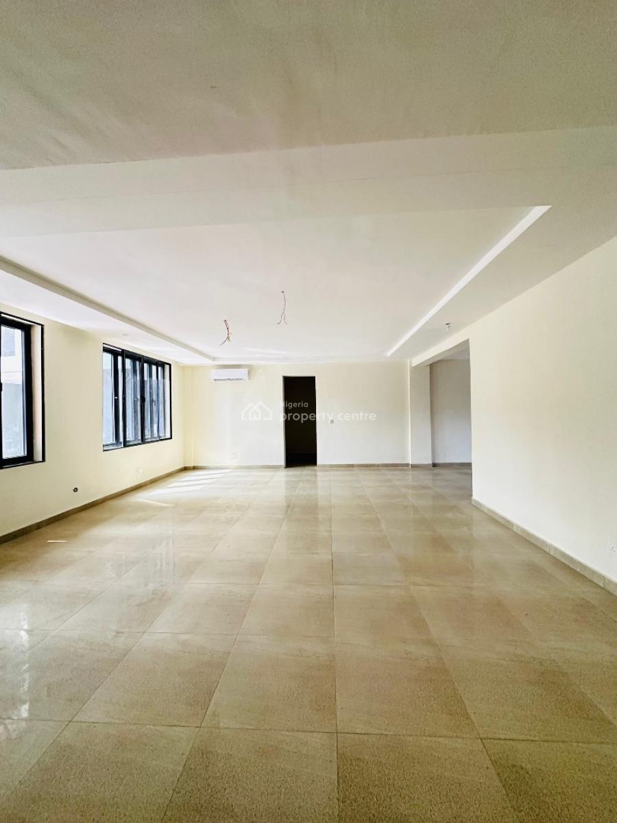 Luxurious 2 Bedroom, Off Admiralty Way, Lekki Phase 1, Lekki, Lagos, Flat / Apartment for Rent