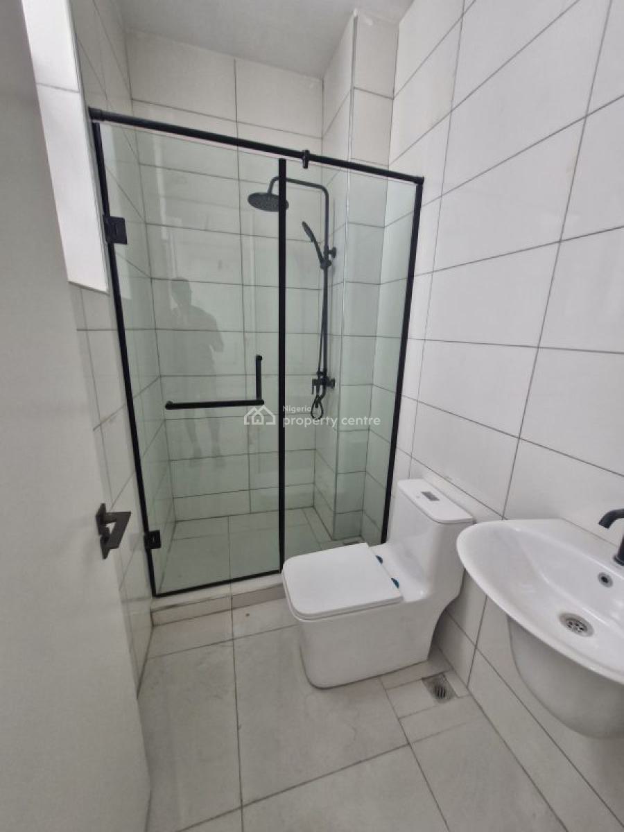 Newly Built 2 Bedroom Apartment, Oniru, Victoria Island (vi), Lagos, Block of Flats for Sale