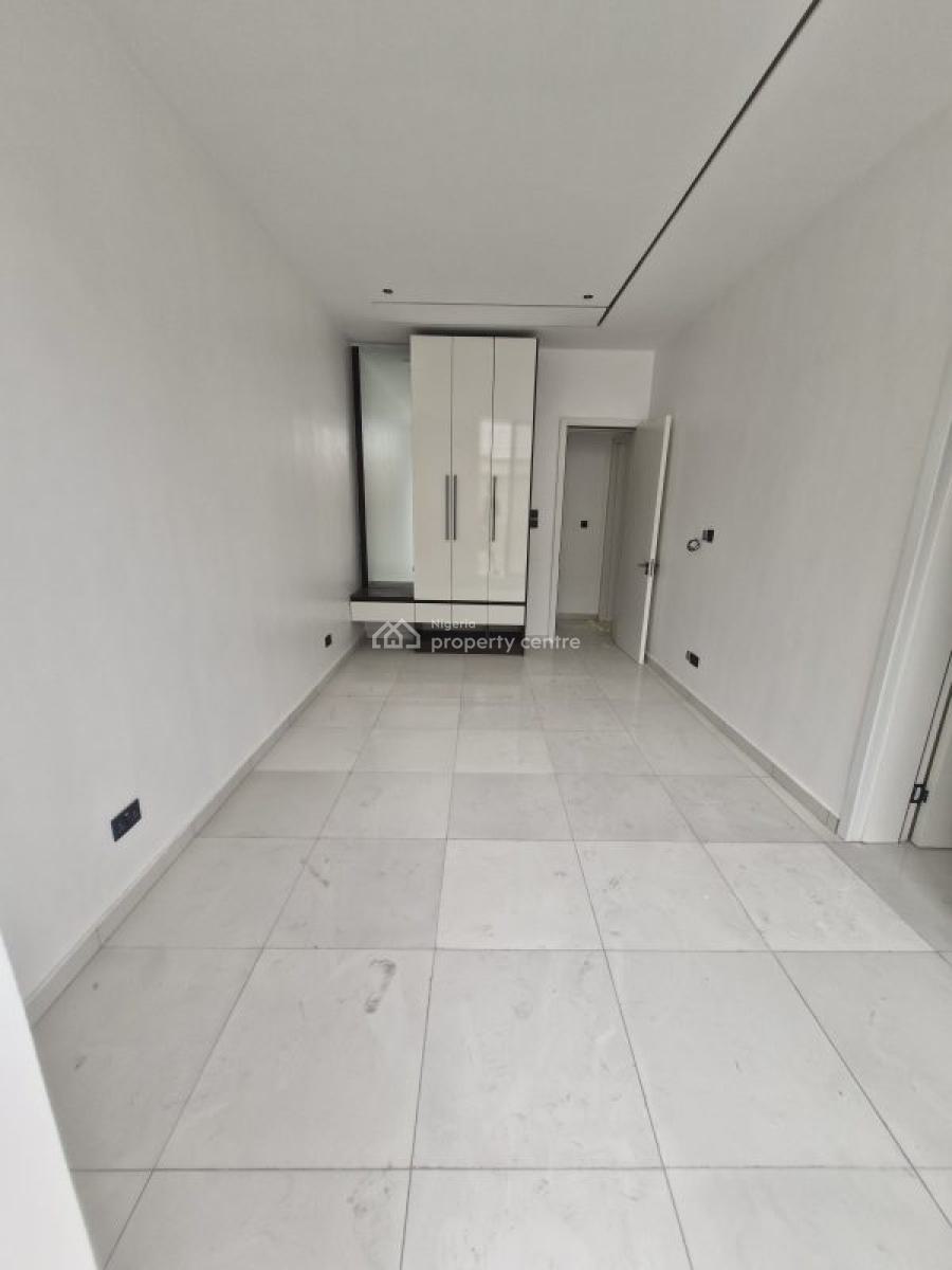 Newly Built 2 Bedroom Apartment, Oniru, Victoria Island (vi), Lagos, Block of Flats for Sale