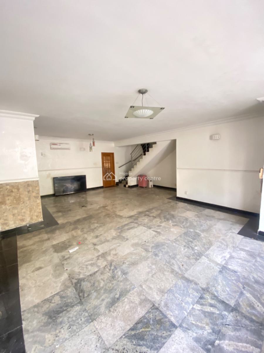 4 Bedroom Terrace Duplex Available, Lekki Phase 1, Lekki, Lagos, Terraced Duplex for Rent