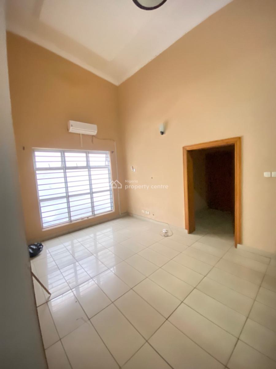 4 Bedroom Terrace Duplex Available, Lekki Phase 1, Lekki, Lagos, Terraced Duplex for Rent