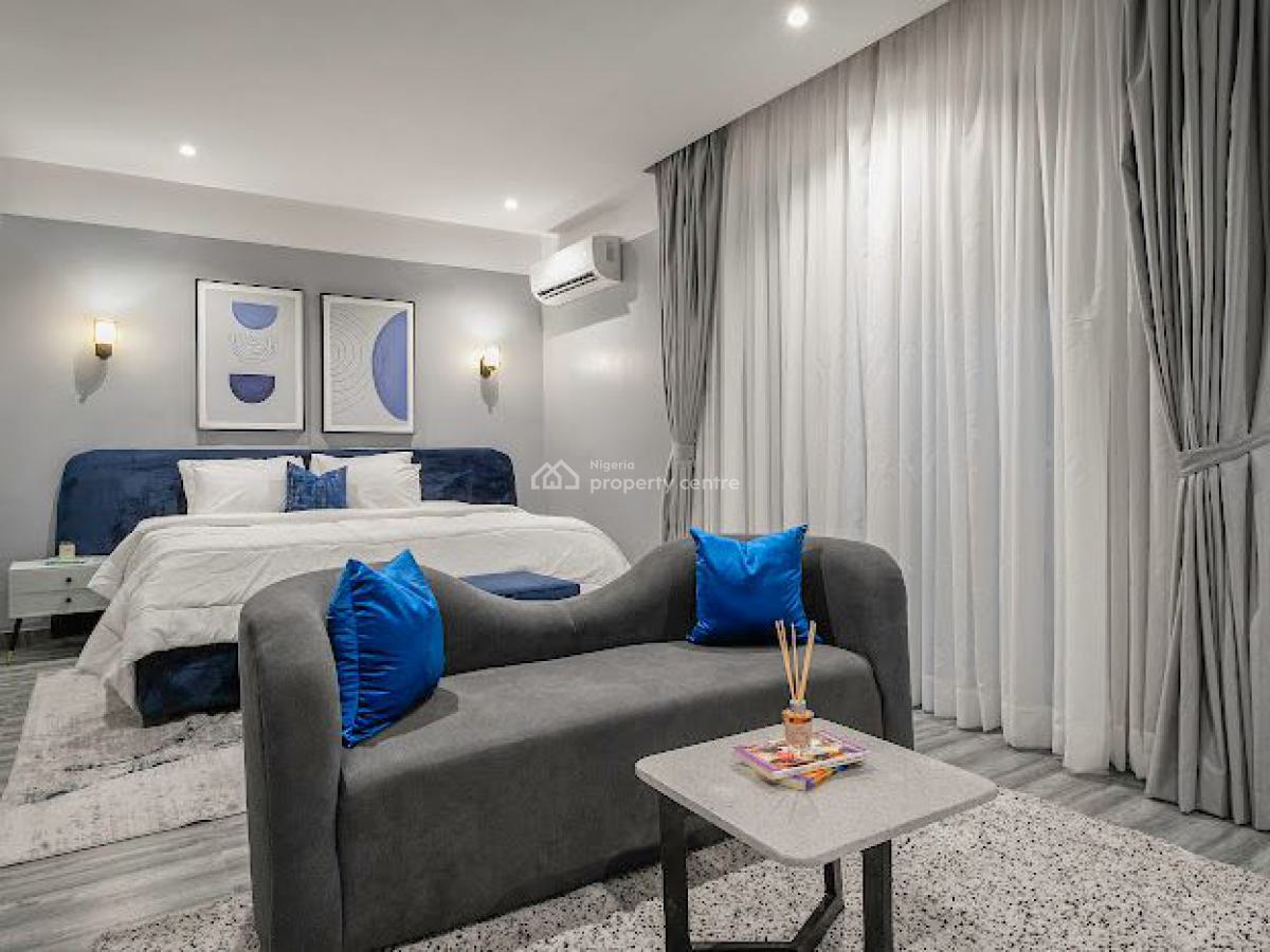 Studio 1-bedroom Getaway Apartment with Pool, Governor Road, Ikotun, Lagos, Self Contain (single Rooms) Short Let