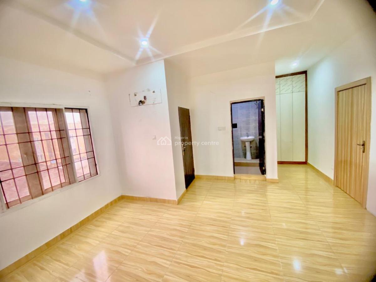 4 Bedroom Terrace Duplex, Guzape District, Abuja, Terraced Duplex for Sale